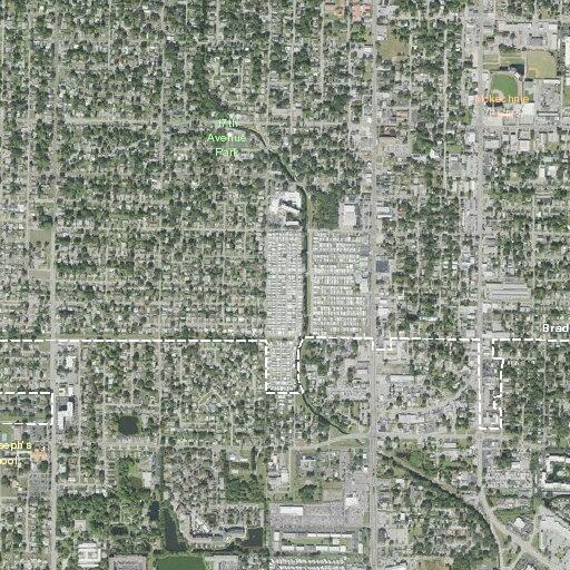 Person with hemorrhage unresponsive near 17th St W in Bradenton