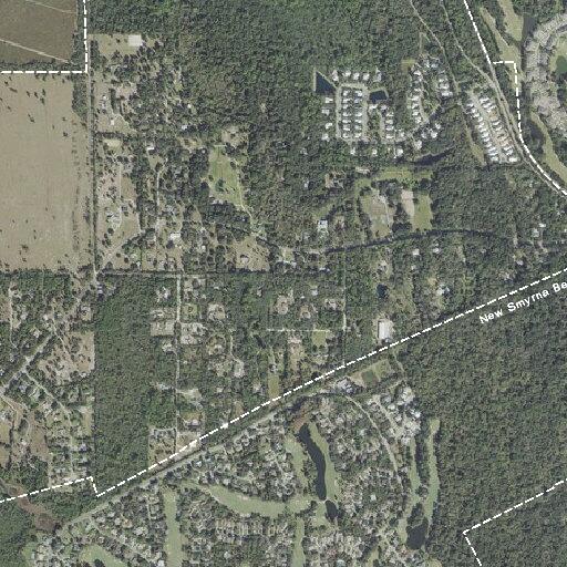 Structure fire reported on Club House Boulevard