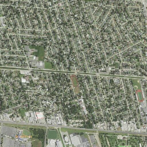 Woman reporting thyroid issue near Metairie