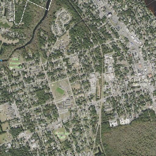 Person having difficulty breathing near Oak Street in Green Cove Springs