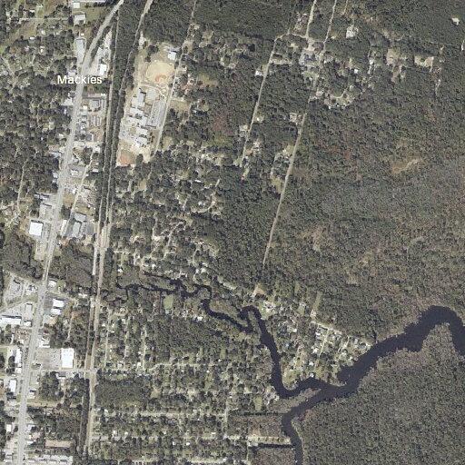 Person reporting breathing difficulty near Bayou Sara Avenue
