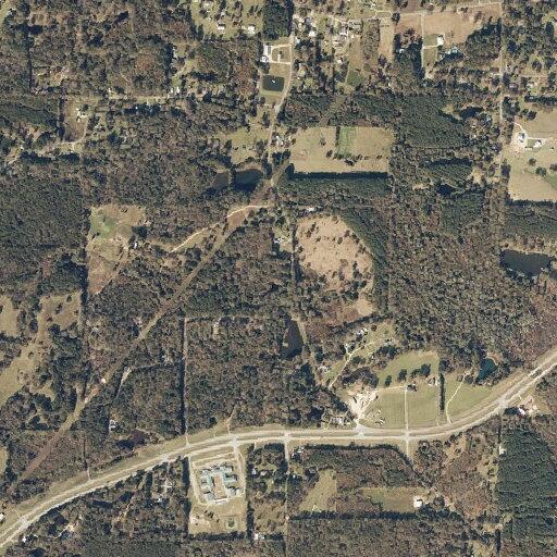 Female with knee injury at Hidden Hollow Drive
