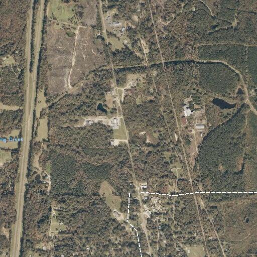 Gas odor reported in house on Damascus Street