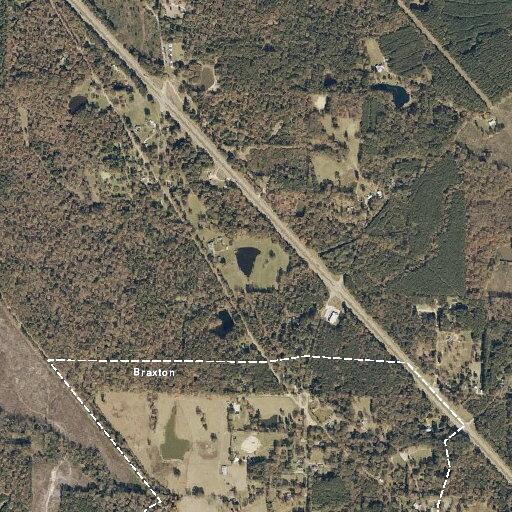 Fuel leaking from gas trailer on US 49 near Braxton
