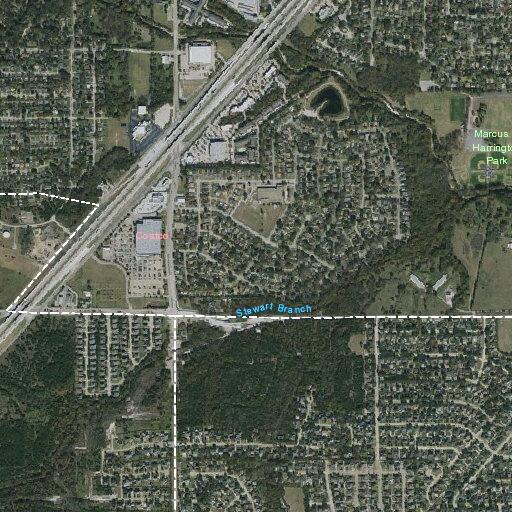 Minor crash near Bel Air Apartments