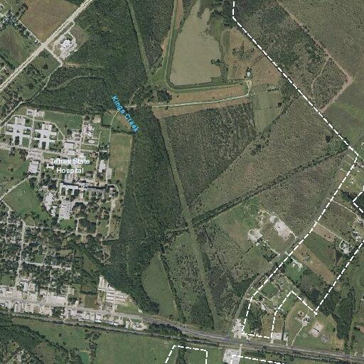 Incoherent older man spitting phlegm in Terrell TX