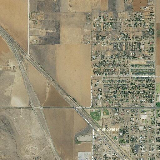 Leaning telephone pole reported in Shallowater