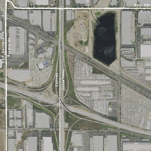 Disabled car in center divider on southbound 15