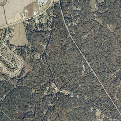 Female subject possibly having heart attack at county road 369