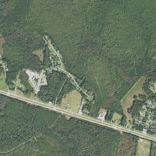 Woman in labor near Elizabeth Drive East