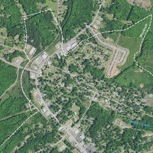 Person experiencing chest pain near North Main Street