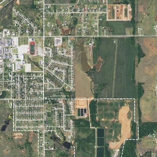 Man suffers leg laceration from cut in Elgin