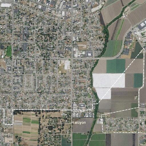 Officers contact juvenile at Las Casitas del Mar