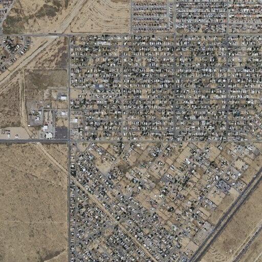 Woman not breathing at Kingman residence