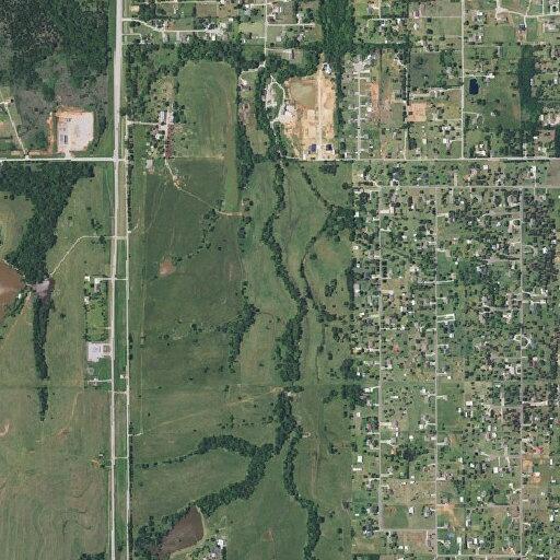 93-year-old man falls with possible injuries in Tuttle