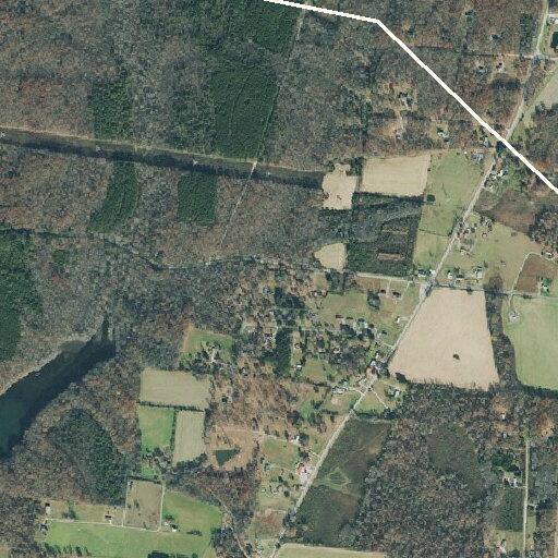 Vehicle hits pole near AEDC Road in Estill Springs