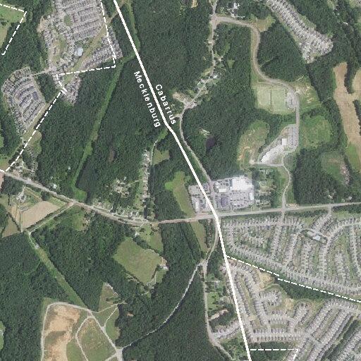 Person experiencing chest pain at Briarfield Drive NW