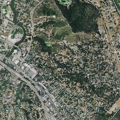 Child with broken arm at Santa Ysabel Avenue