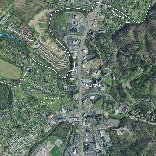 Disabled vehicle in turn lane at Christmas Tree Lane