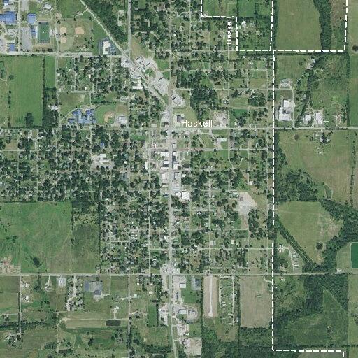 Woman with nausea and pain near S Osage Avenue in Haskell