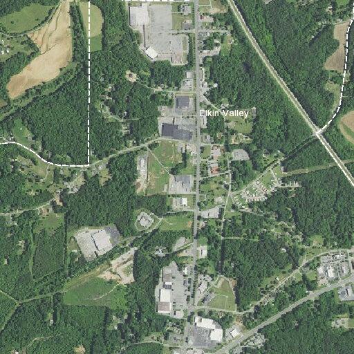 Strong natural gas odor reported on 1st Street