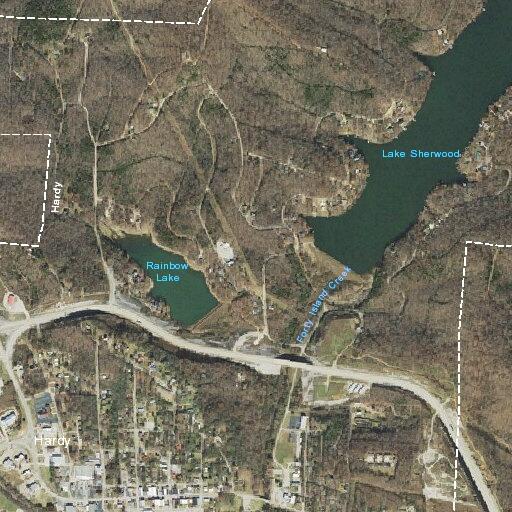Report of truck blocking road near Hardy Bridge
