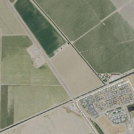Juvenile with stomach pain near Garcia Street in Mendota