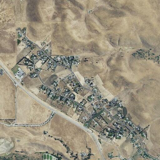 Grass fire holding at 30 acres near Diablo Hills