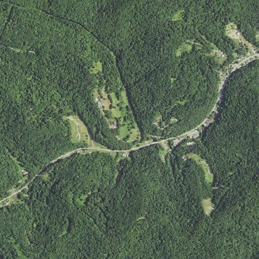 Woman with chest pain and shortness of breath near Midway Road