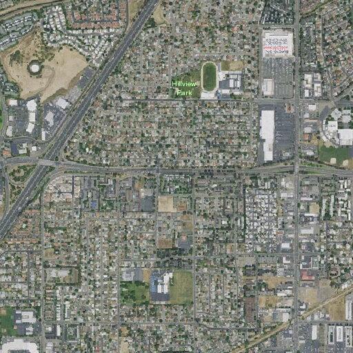 Fight and reported assault on employees near Alaska Ave parking lot entrance (Fairfield)