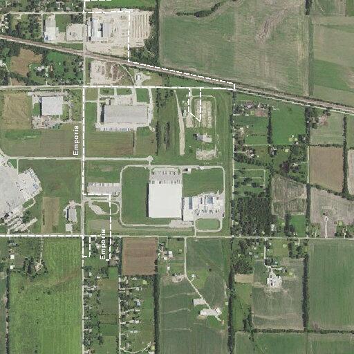 Man possibly torn bicep at pet nutrition facility