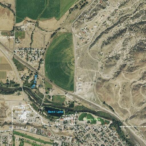 Female in active seizure at Salida apartment
