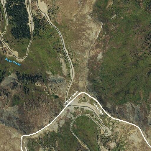 Motorcycle crash injures rider near Cottonwood Pass