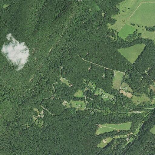 Unanswered 911 hang-up near Hollow Log Lane