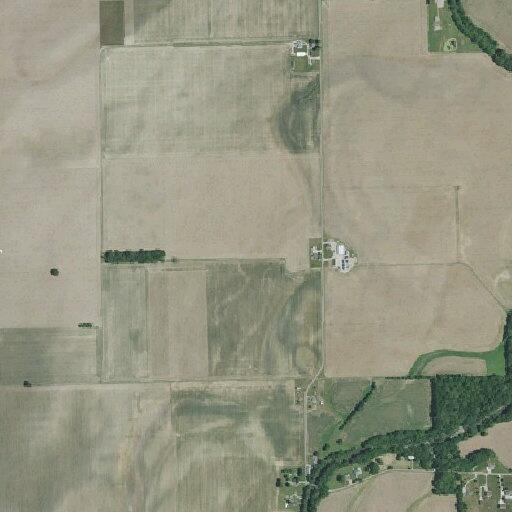 Person reporting chest pain near Boggstown