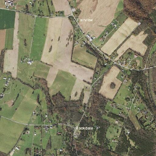 Wire blocking roadway on Rockdale Road