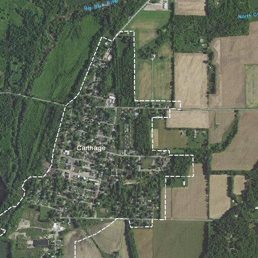 Female falls but reports no injuries near Carthage