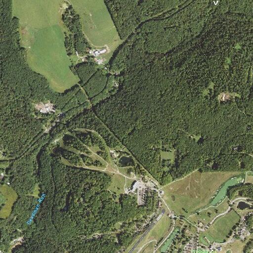 Wires down near Laurel Pond with crews on scene