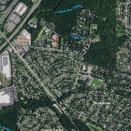 Brush fire at Claverly Woodcrest Apartments