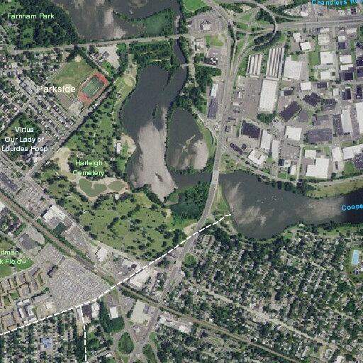 Person reported with abdominal pain at Park Avenue