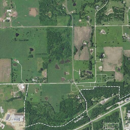 Vehicle off roadway on Missouri 6 near Gallatin