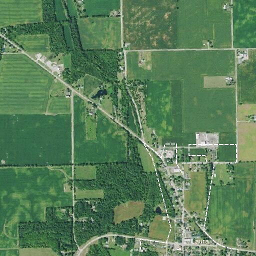 Multiple units respond to crash at OH-571 and Pemberton