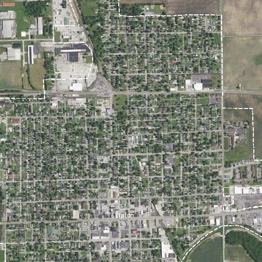 Teens reported banging on doors near downtown Tipton