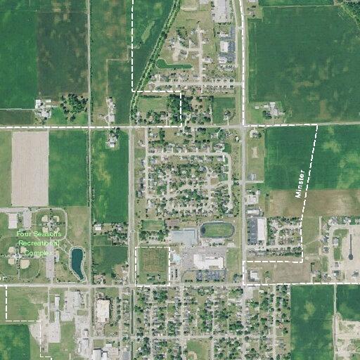 Three teenagers have respiratory distress after chlorine exposure