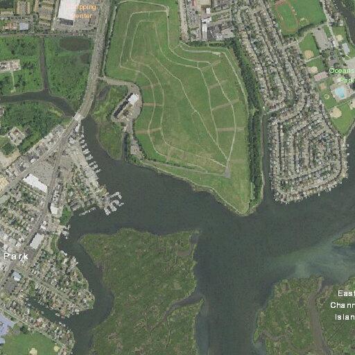 Person reports abdominal pains at Empire Point Marina