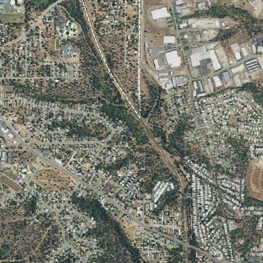 Person in cardiac arrest near Lake Blvd