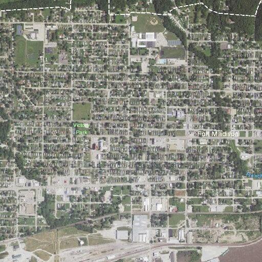 69-year-old male having difficulty breathing in Fort Madison