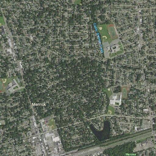 Woman in labor near Copper Beach Place in Merrick