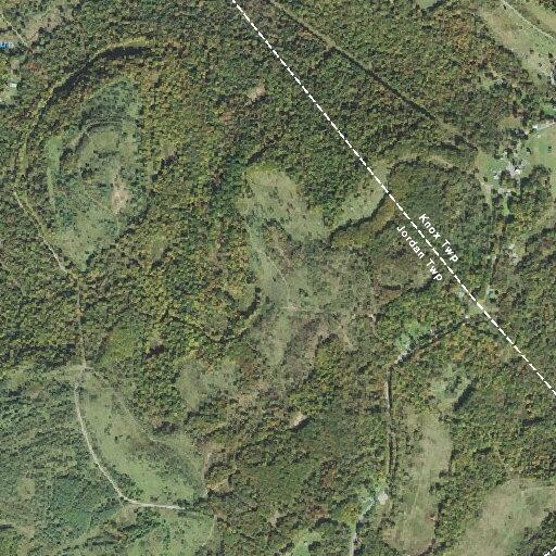 Person reporting chest pain near Oak Ridge Road in Lake Forest