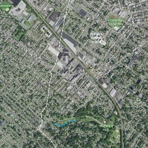Person having difficulty breathing near Howe Ave